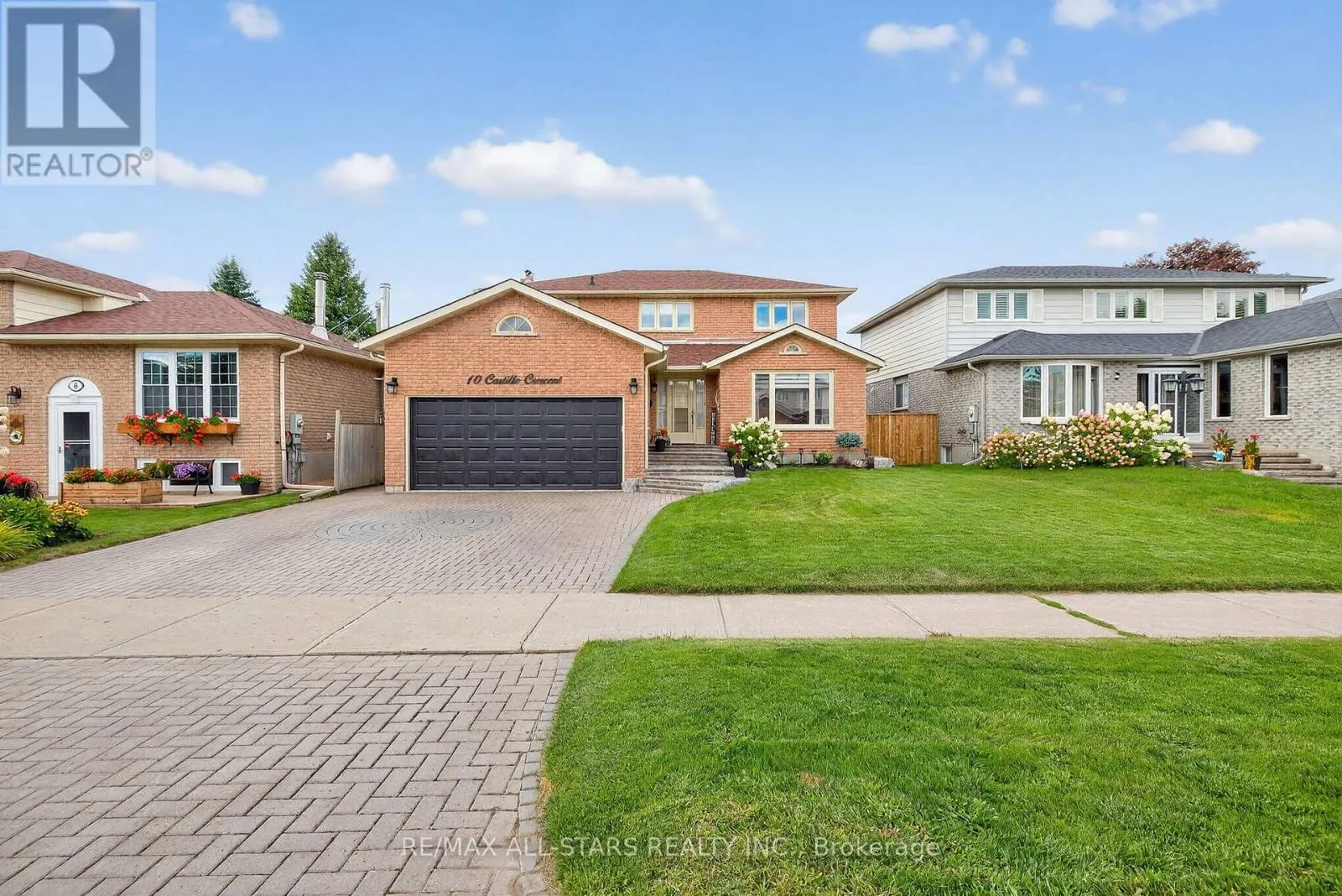 10 CASTILLE CRESCENT