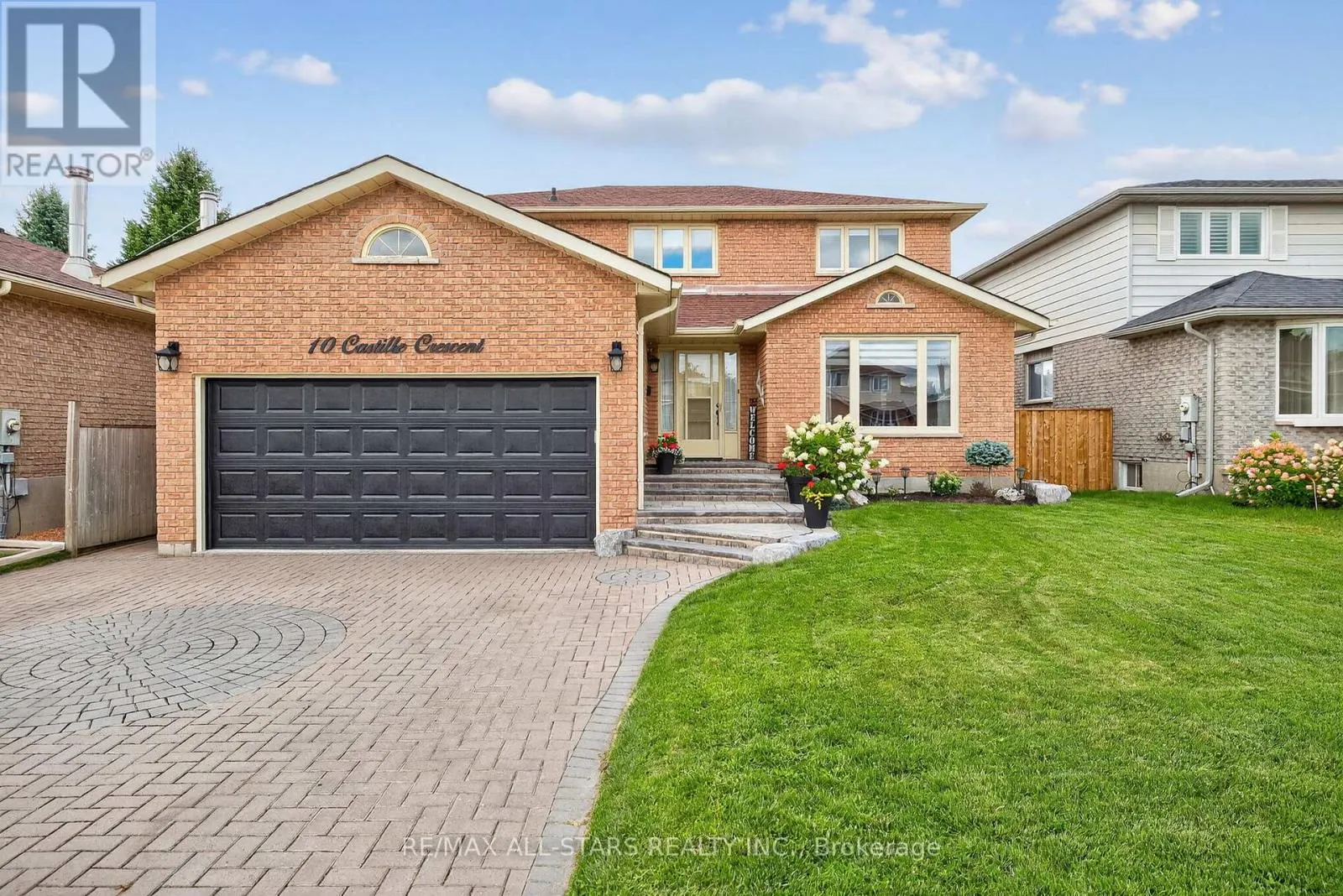 10 CASTILLE CRESCENT