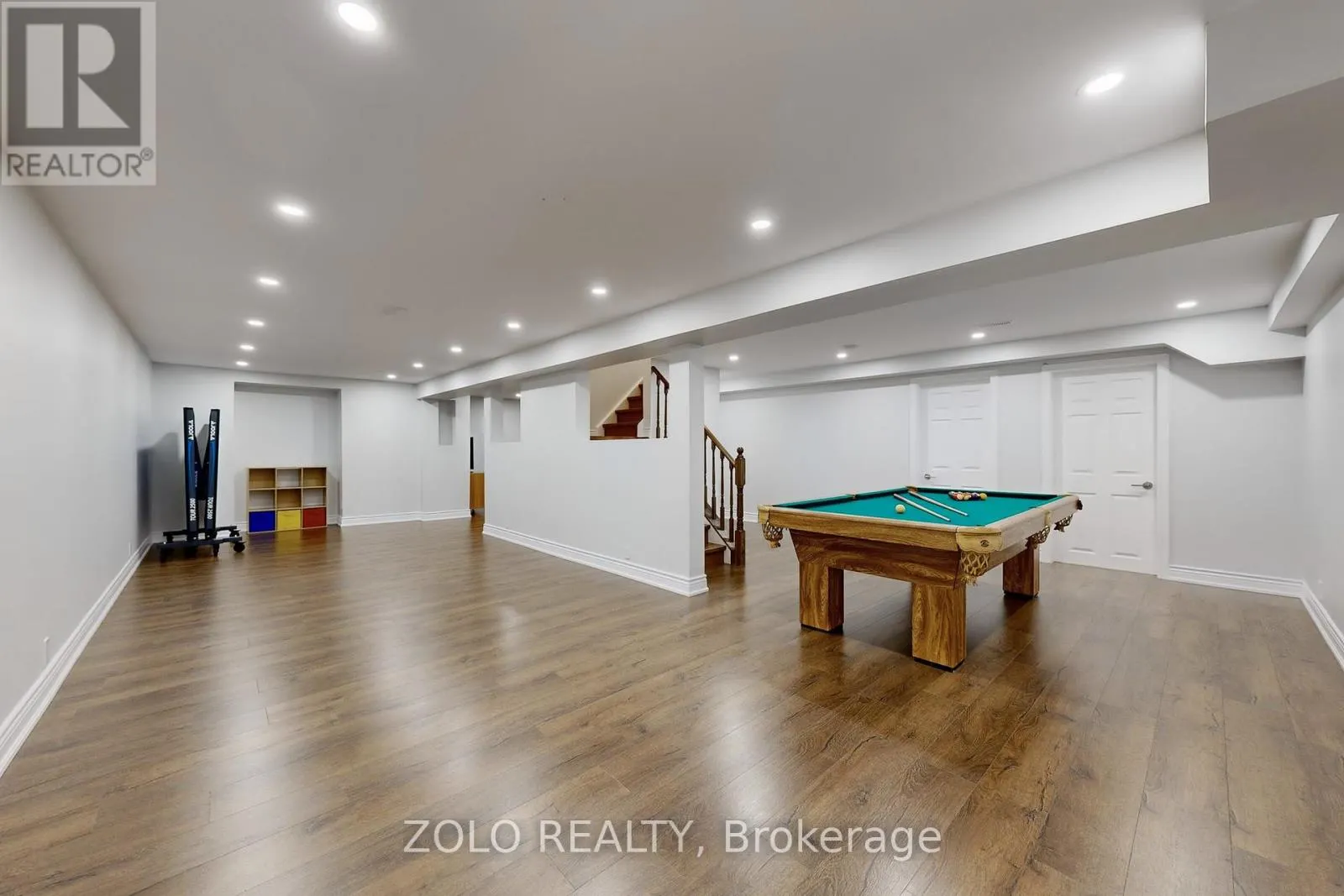 371 BINNS AVENUE