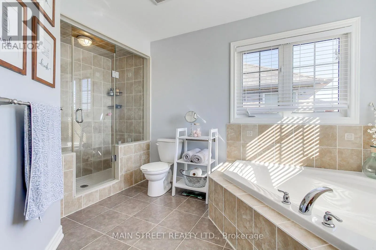 123 LAURENDALE AVENUE