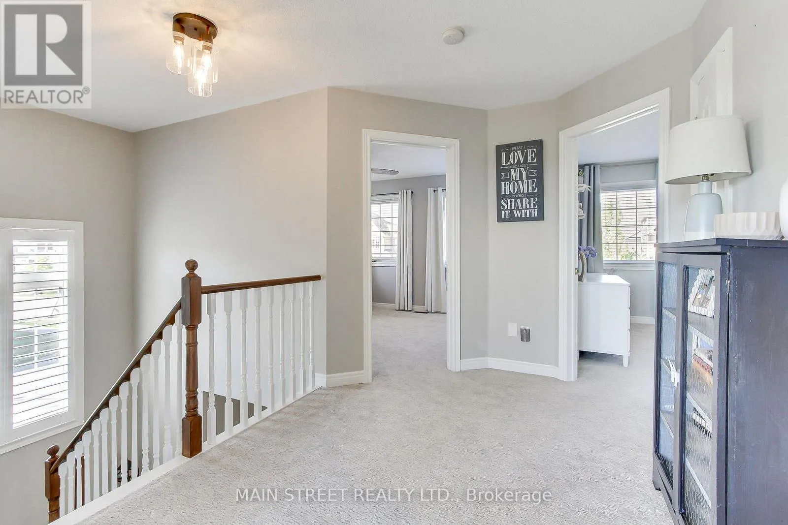 123 LAURENDALE AVENUE