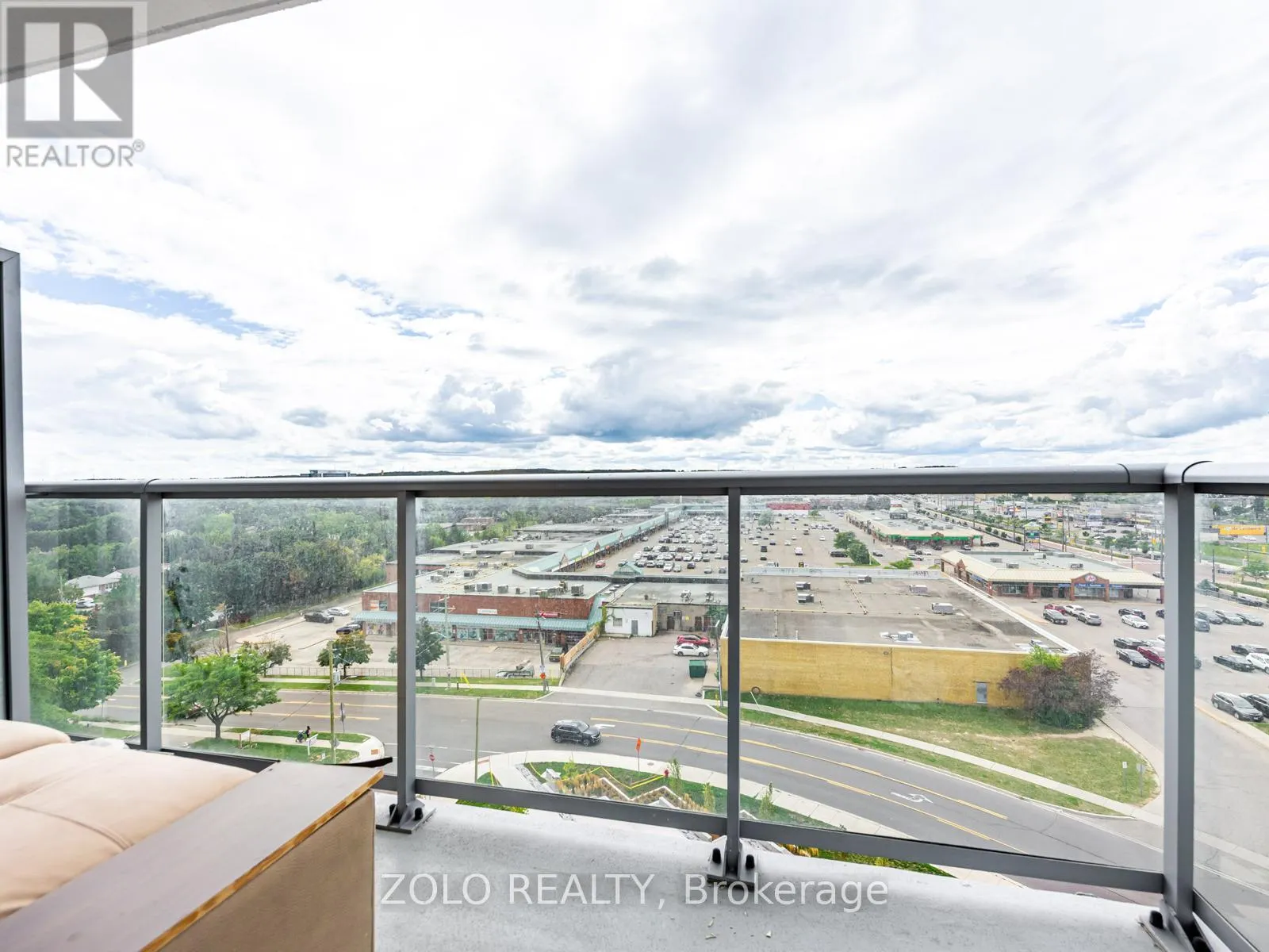 906 - 185 DEERFIELD ROAD