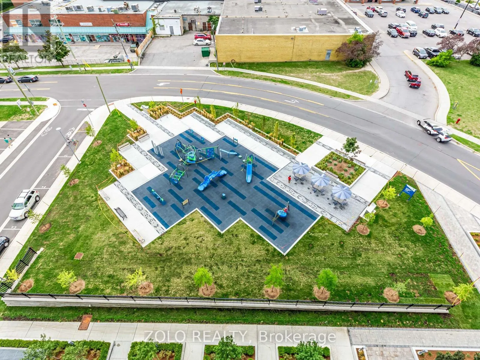 906 - 185 DEERFIELD ROAD