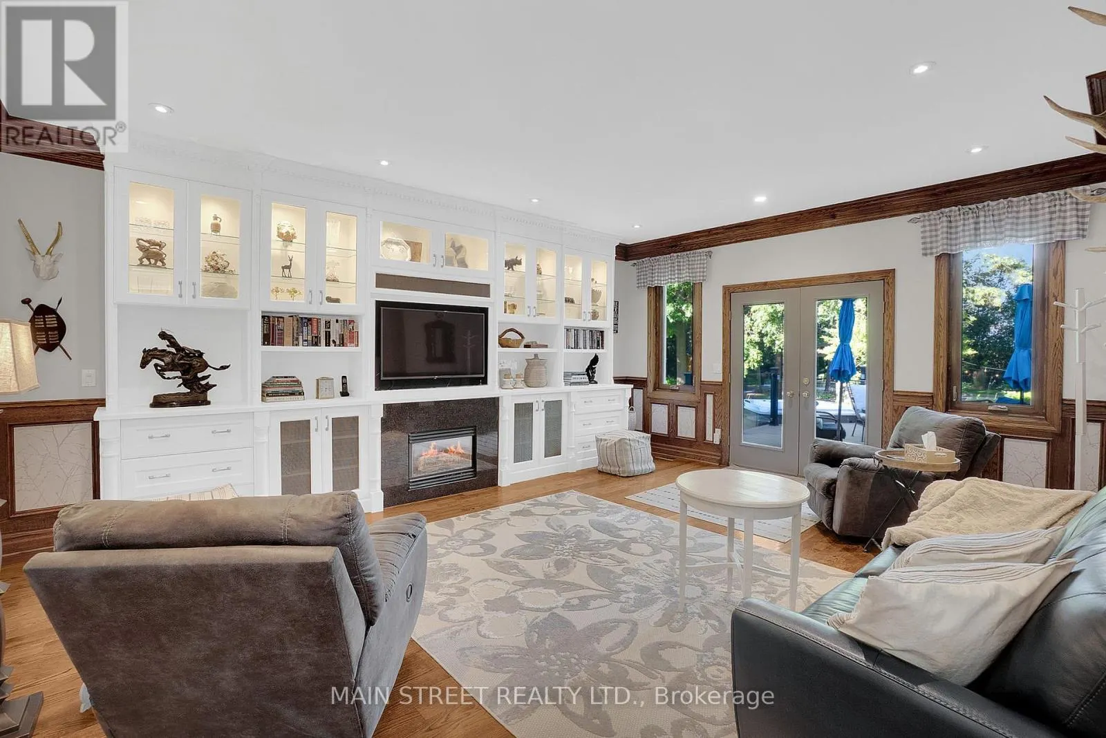 9 CEDAR RIDGE ROAD