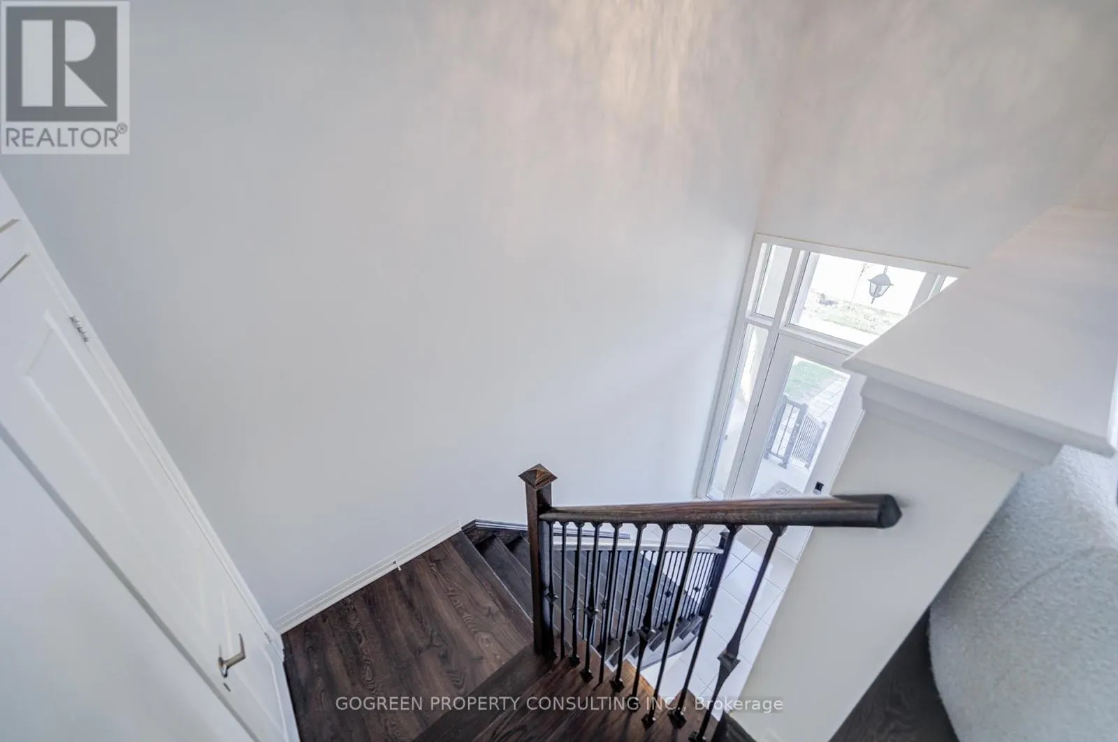 242 THOMAS COOK AVENUE