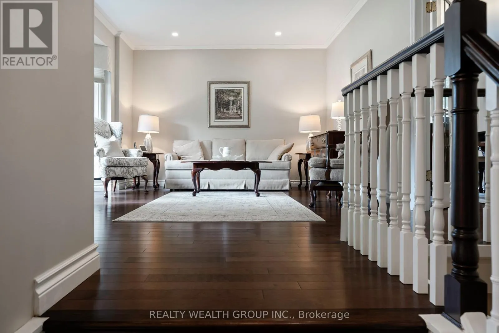 86 ALEXANDER ROAD W