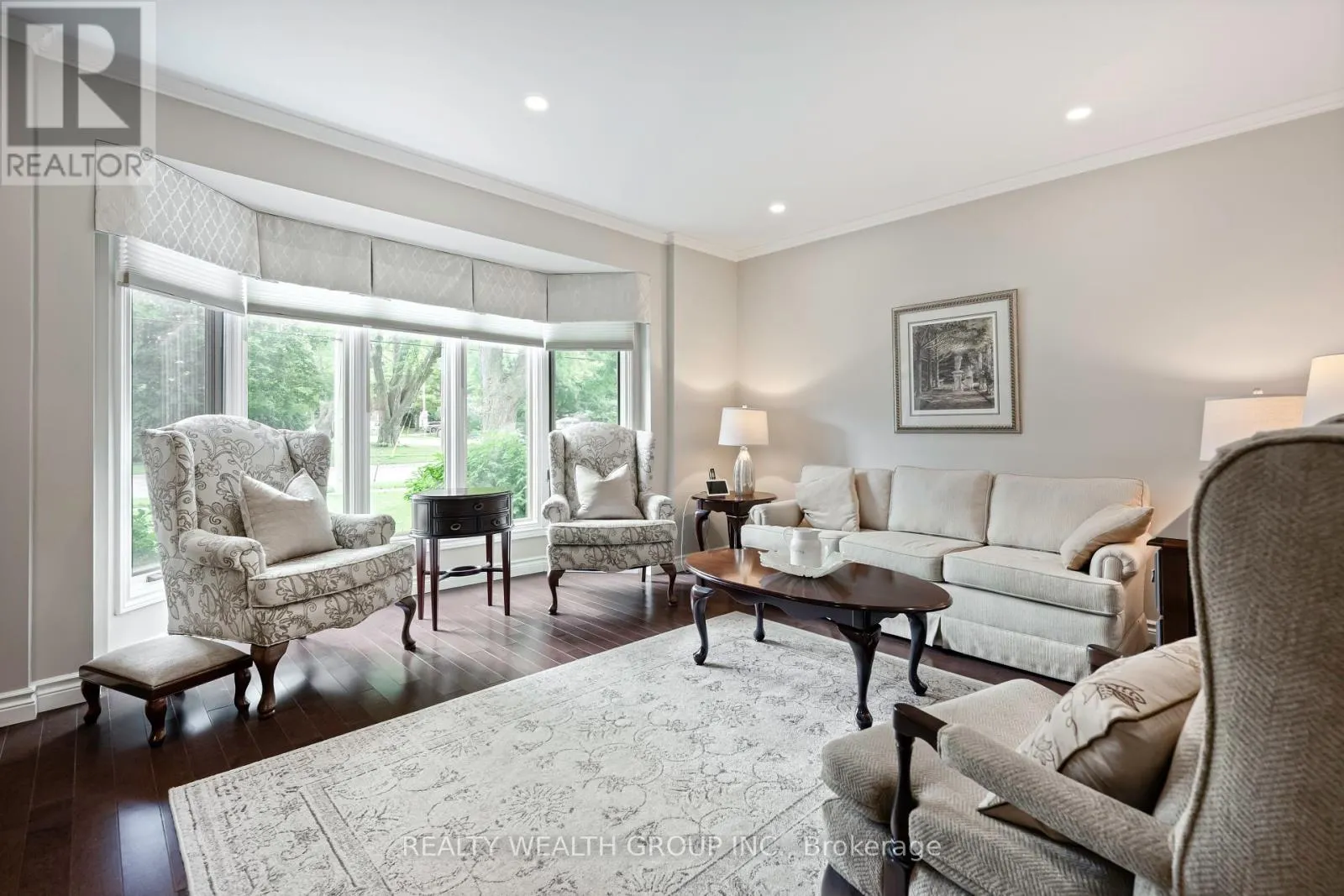 86 ALEXANDER ROAD W