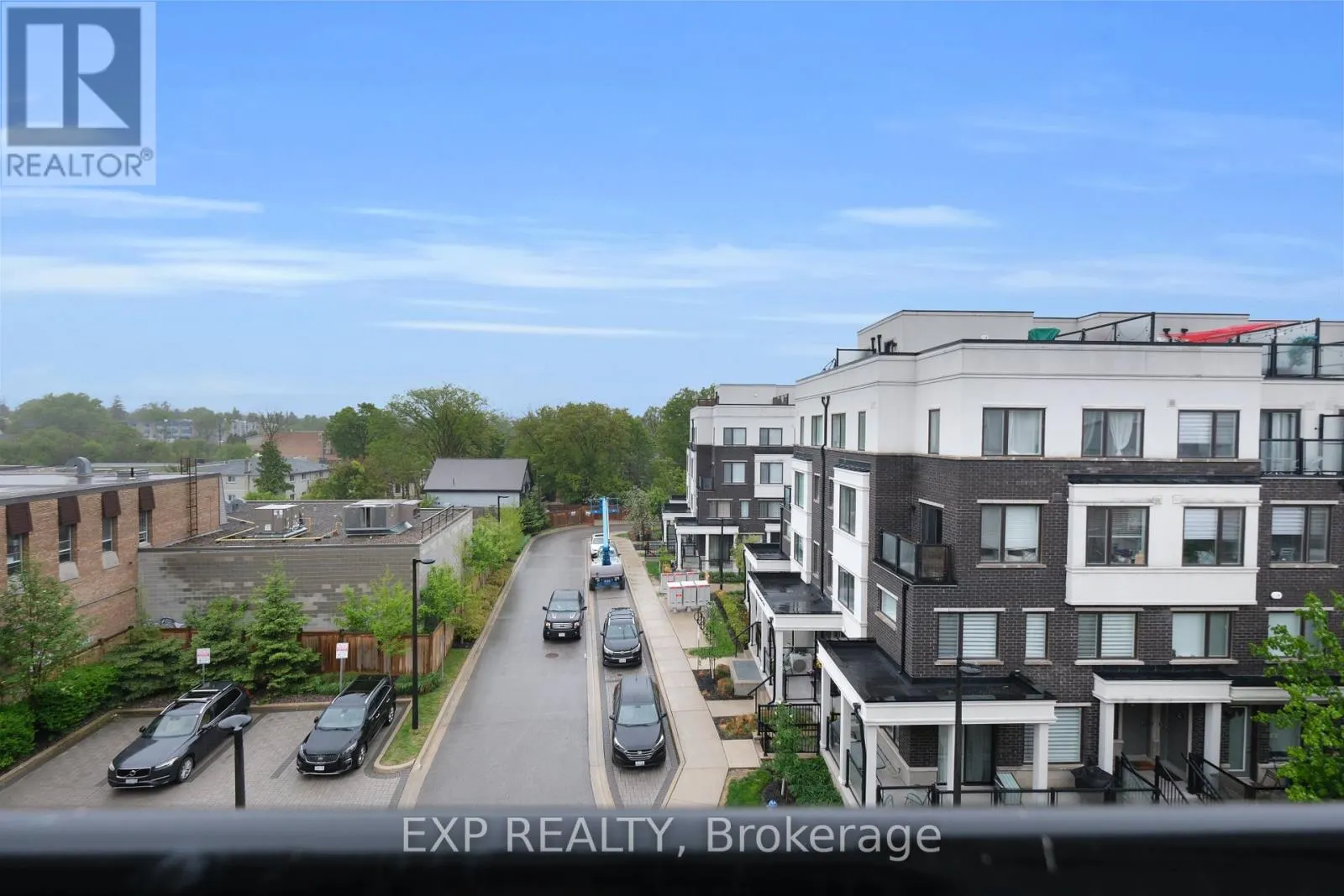 112 - 600 ALEX GARDNER CIRCLE