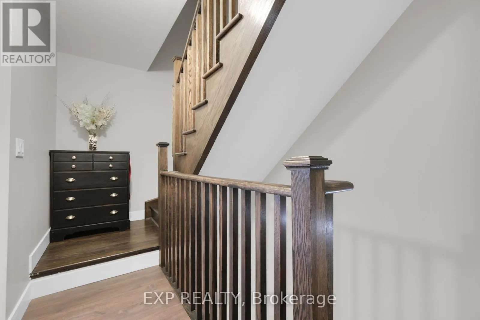112 - 600 ALEX GARDNER CIRCLE