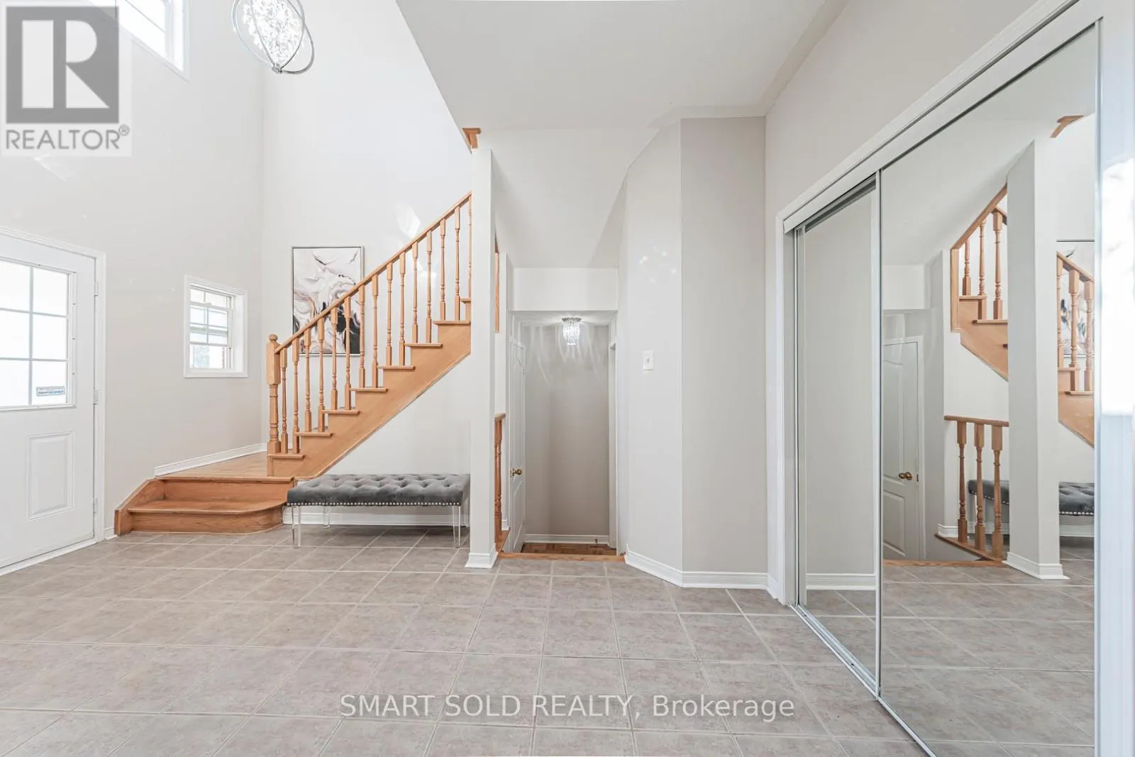 140 ENGLISH OAK DRIVE