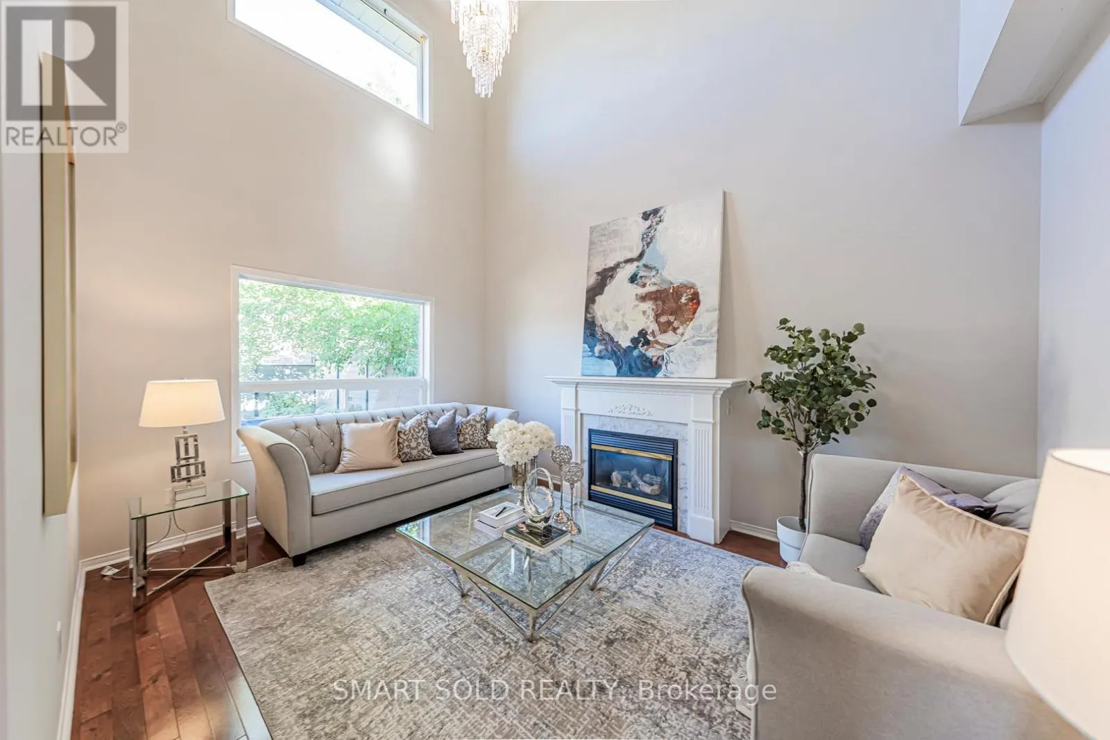 140 ENGLISH OAK DRIVE