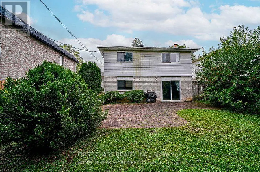 24 MARKHAVEN ROAD