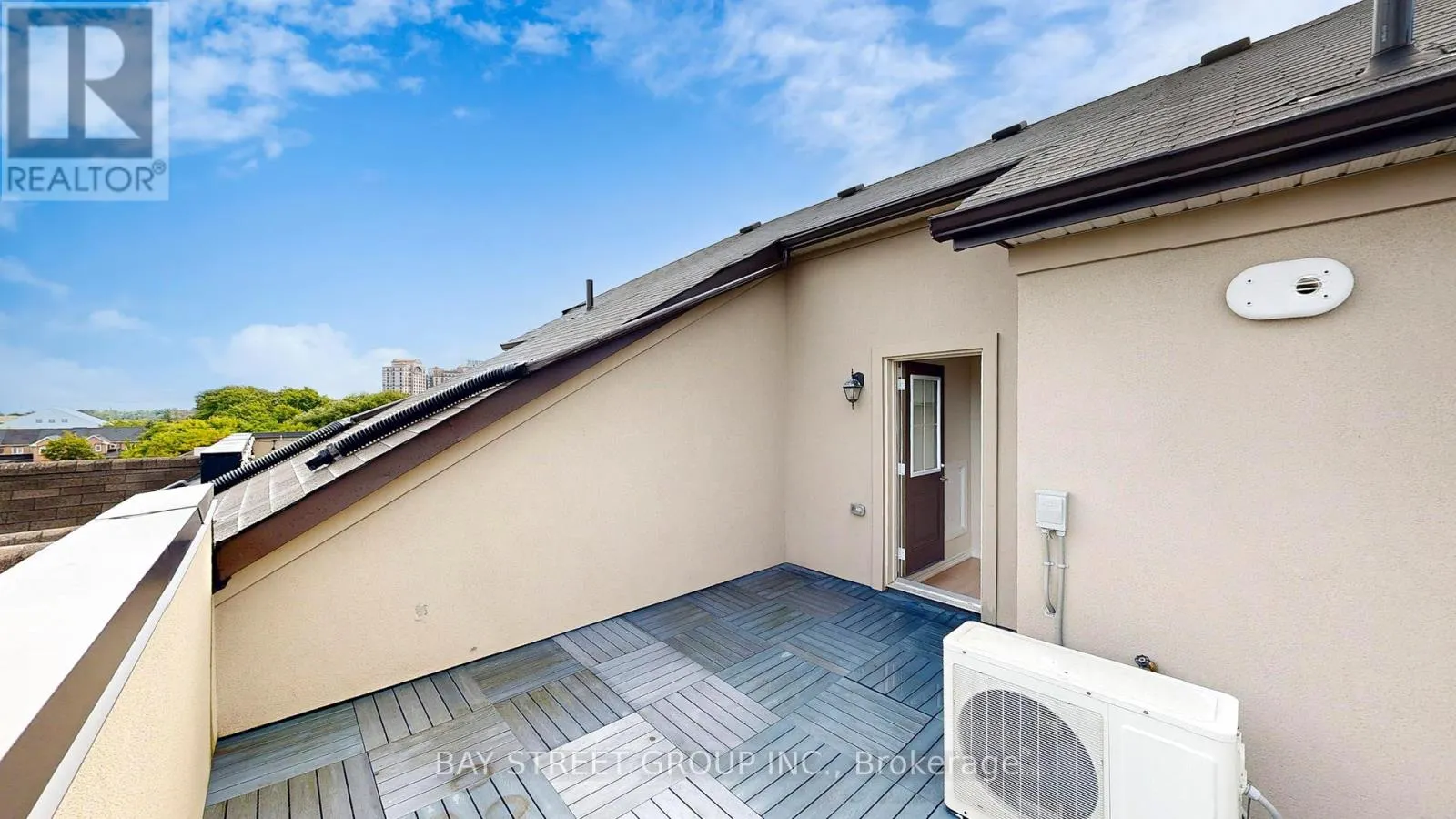 22 - 181 PARKTREE DRIVE