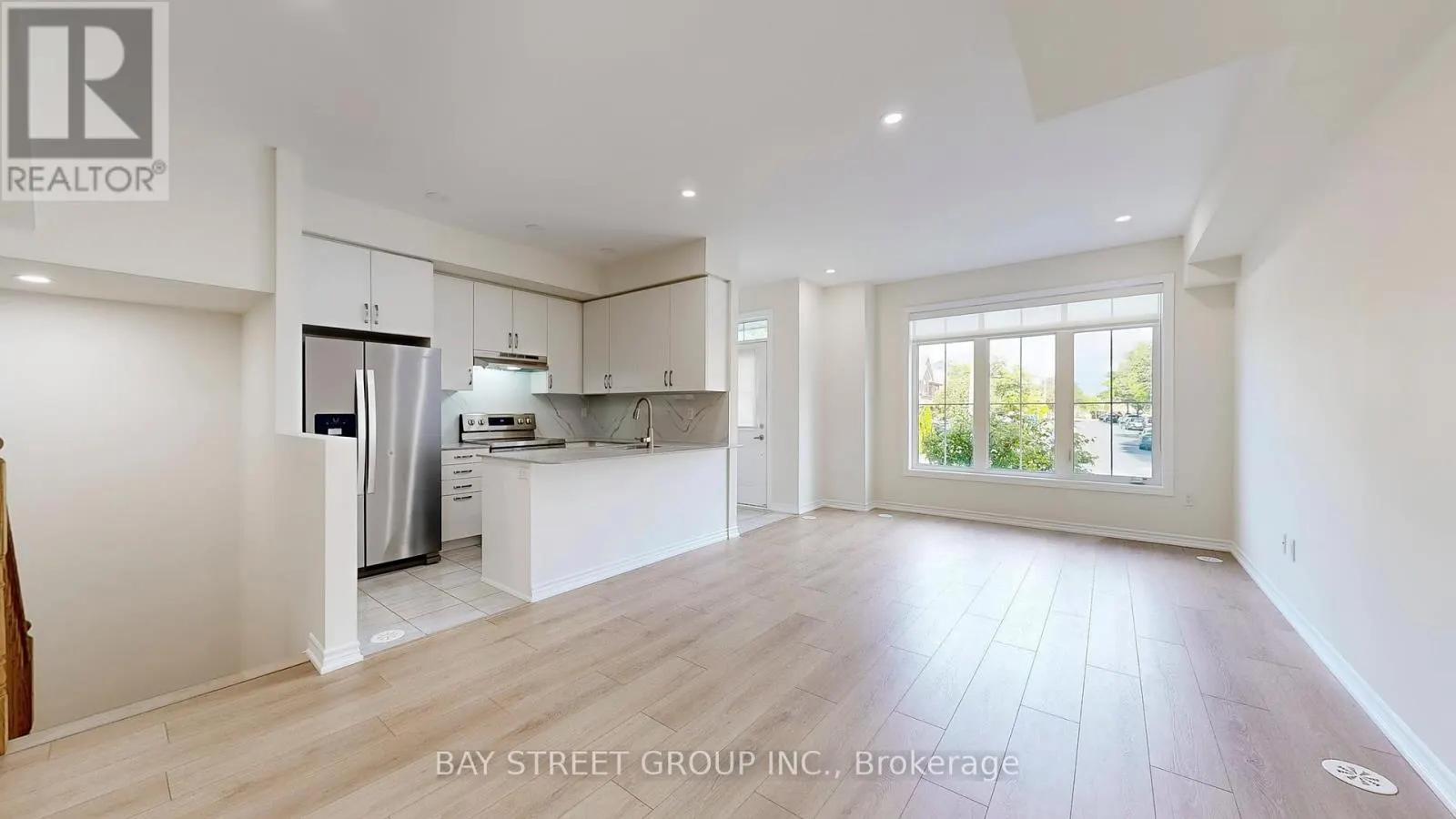 22 - 181 PARKTREE DRIVE