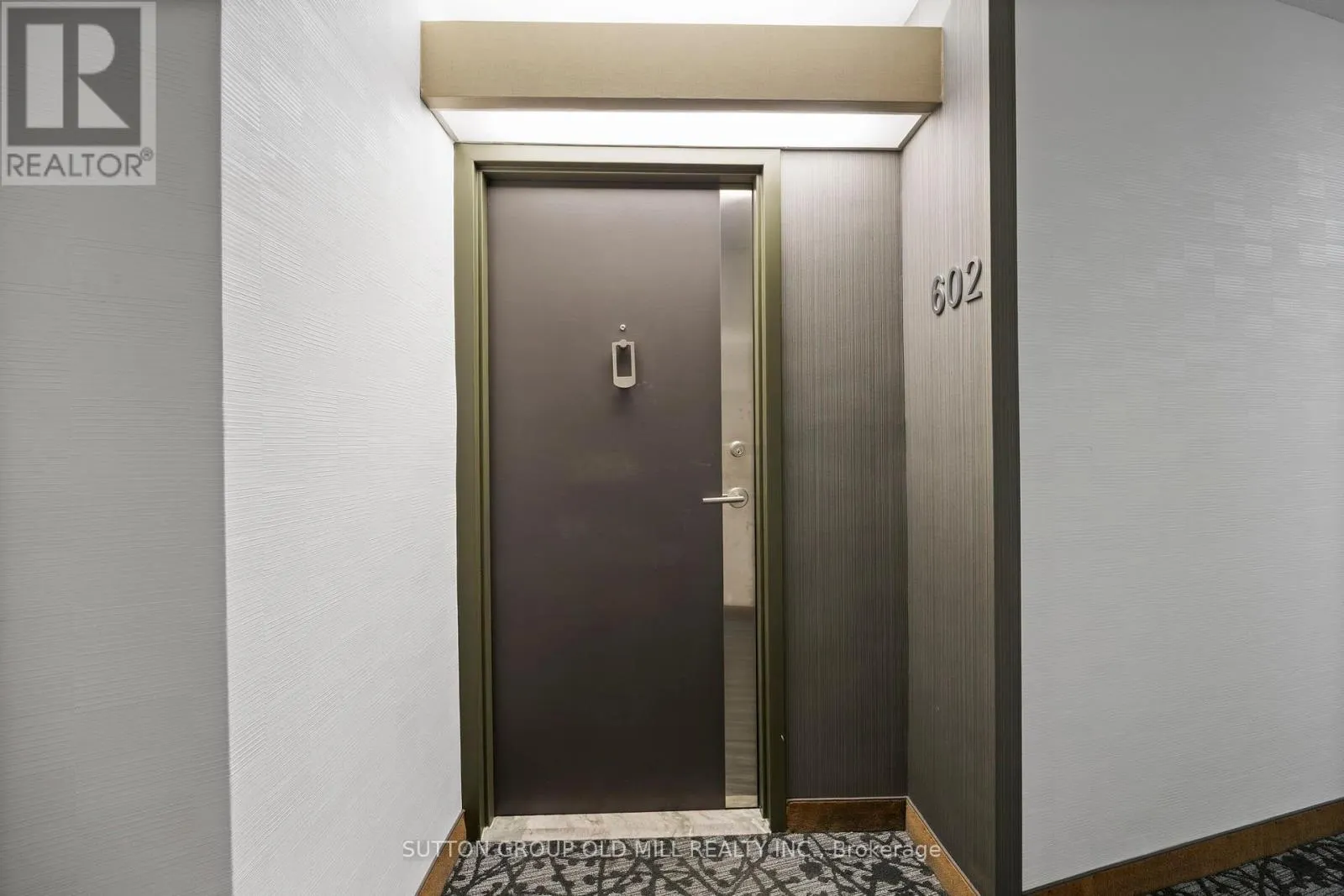 602 - 7811 YONGE STREET
