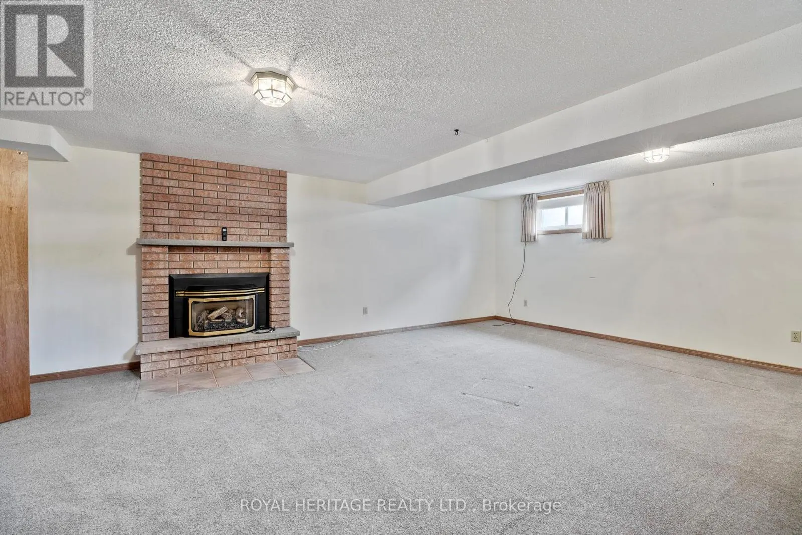 81 EWEN DRIVE