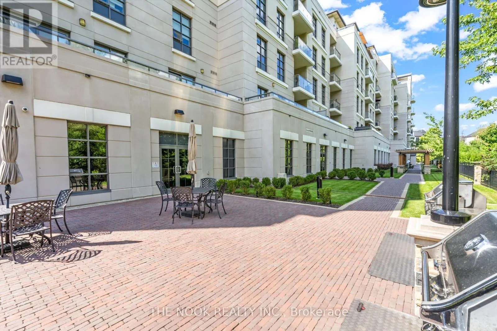 213 - 9909 PINE VALLEY DRIVE, #213