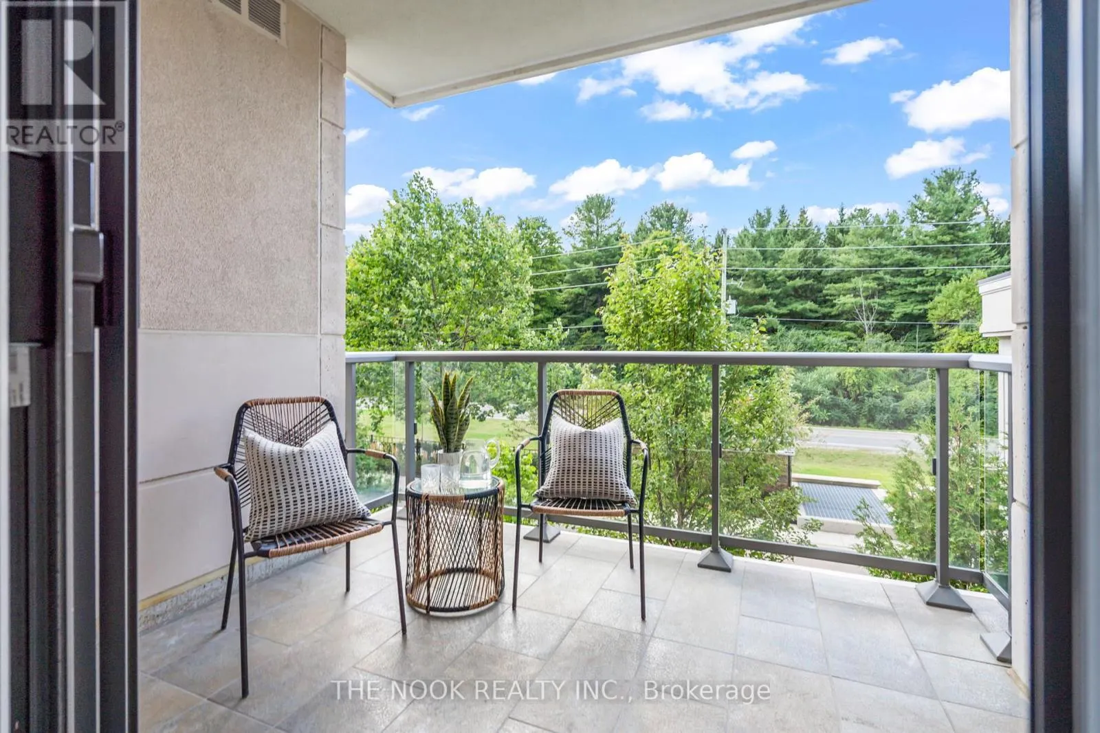 213 - 9909 PINE VALLEY DRIVE, #213