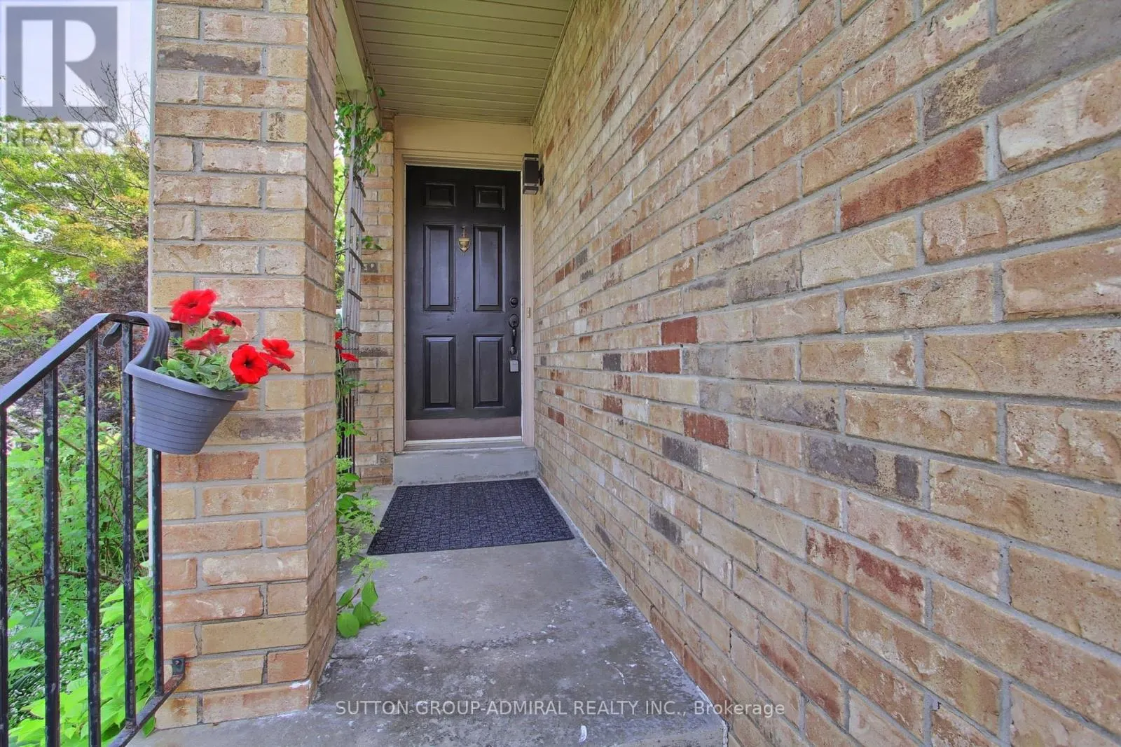 26 CARRON AVENUE