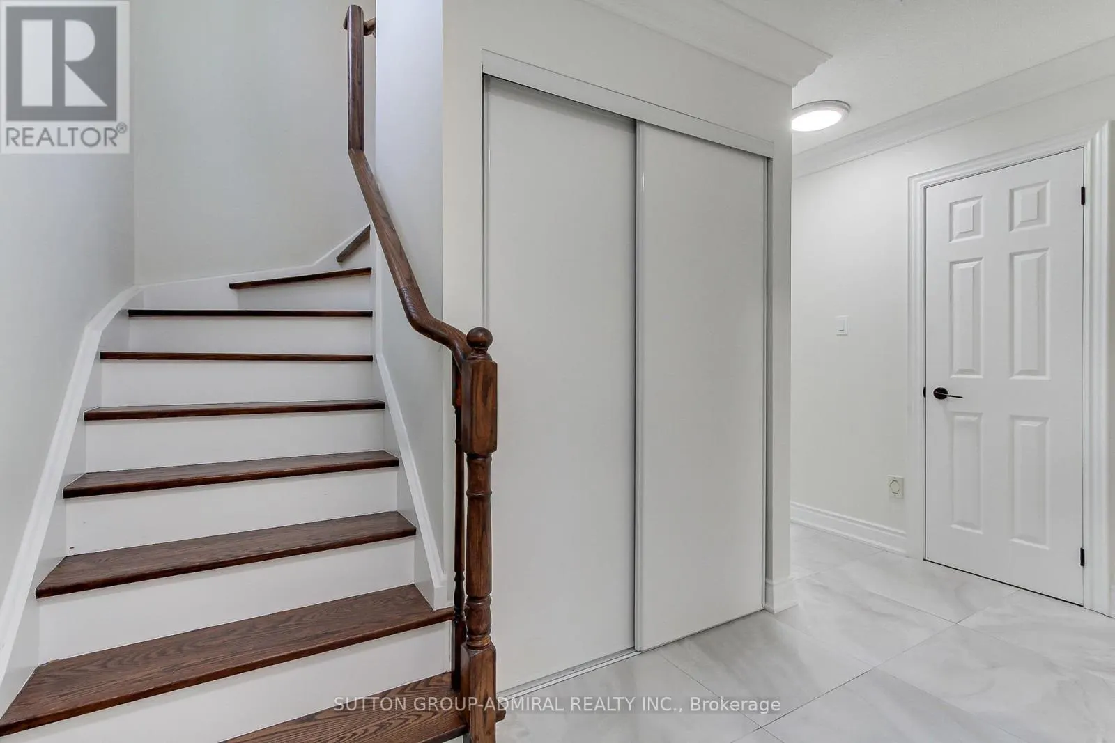 26 CARRON AVENUE