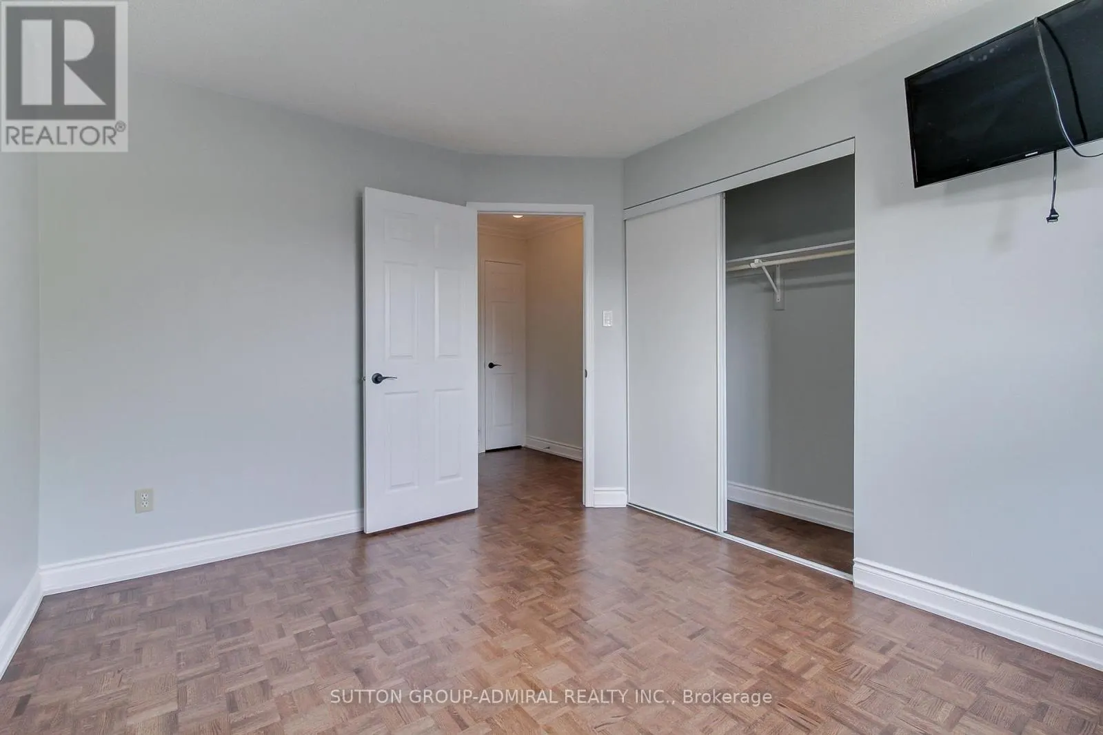 26 CARRON AVENUE