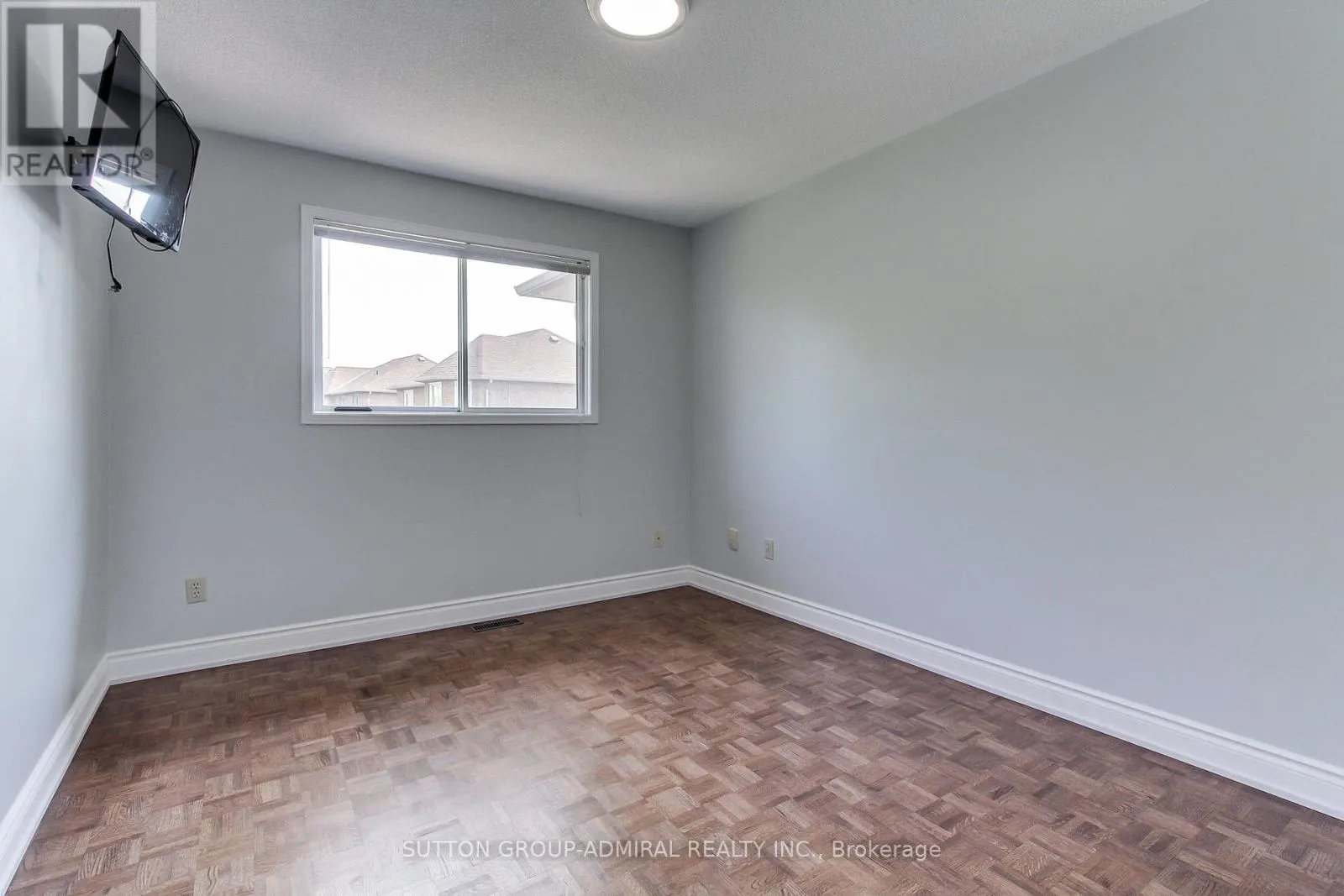 26 CARRON AVENUE