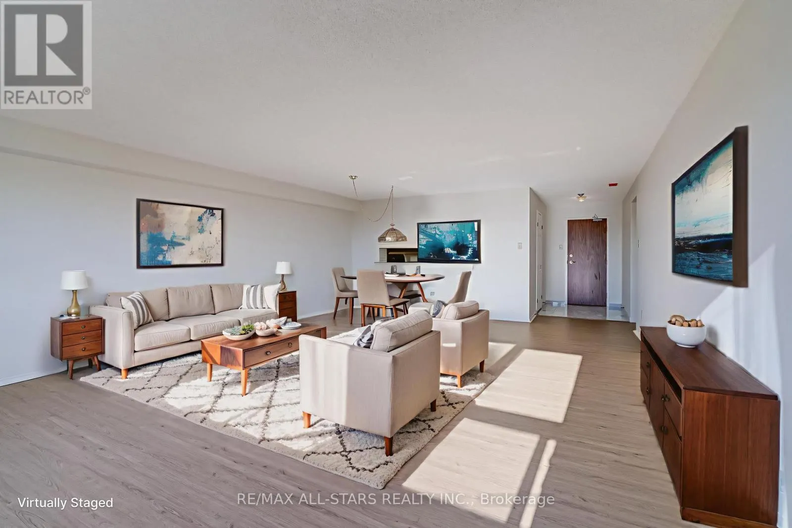 718 - 2 RAYMERVILLE DRIVE