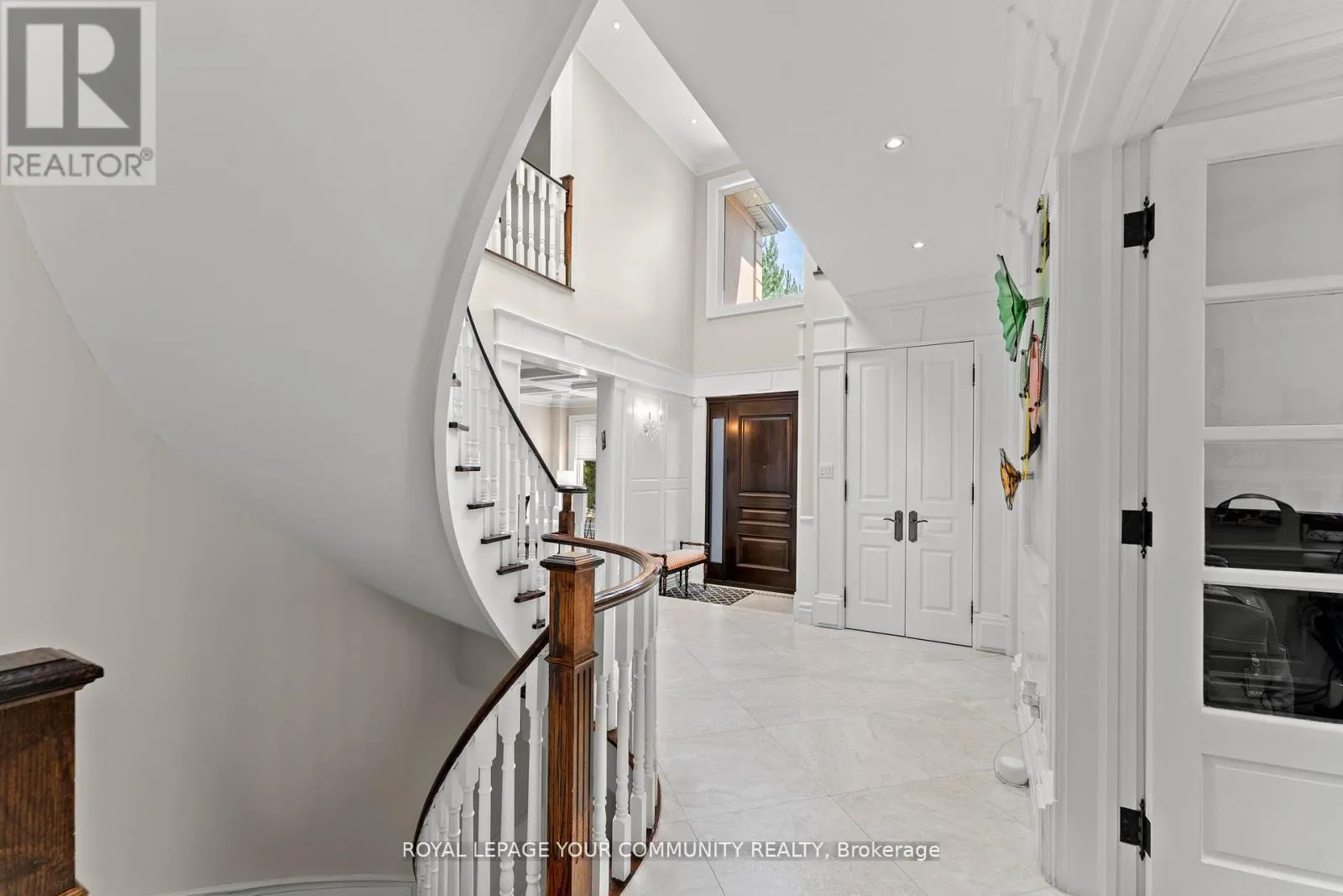 118 FOREST LANE DRIVE