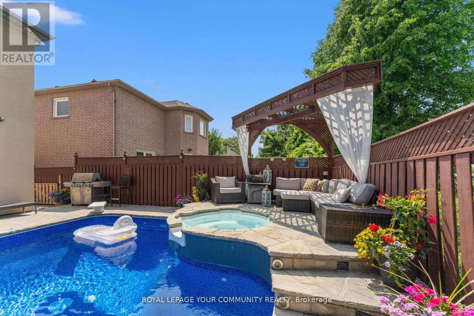 118 FOREST LANE DRIVE