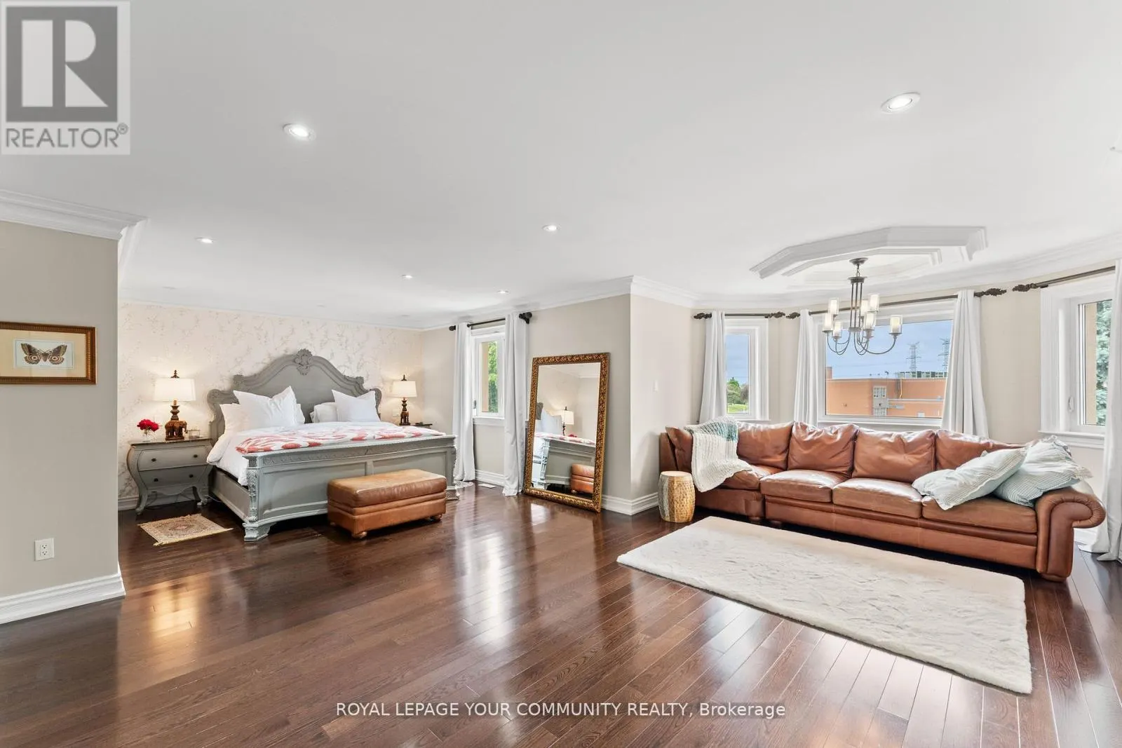 118 FOREST LANE DRIVE