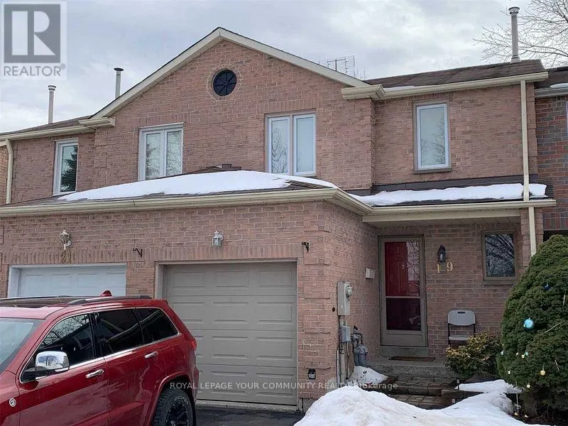 19 MOONLIGHT LANE