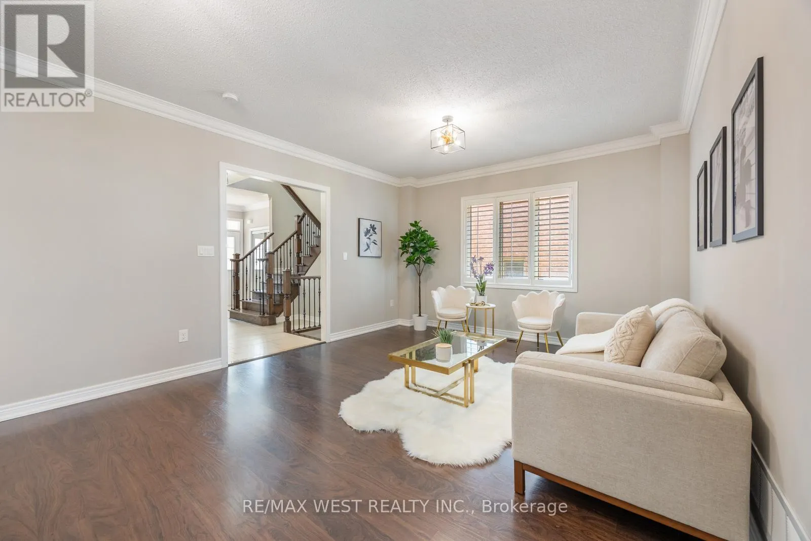 16 HEATHCLIFFE DRIVE
