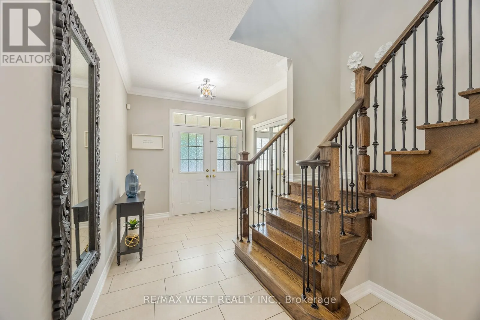 16 HEATHCLIFFE DRIVE