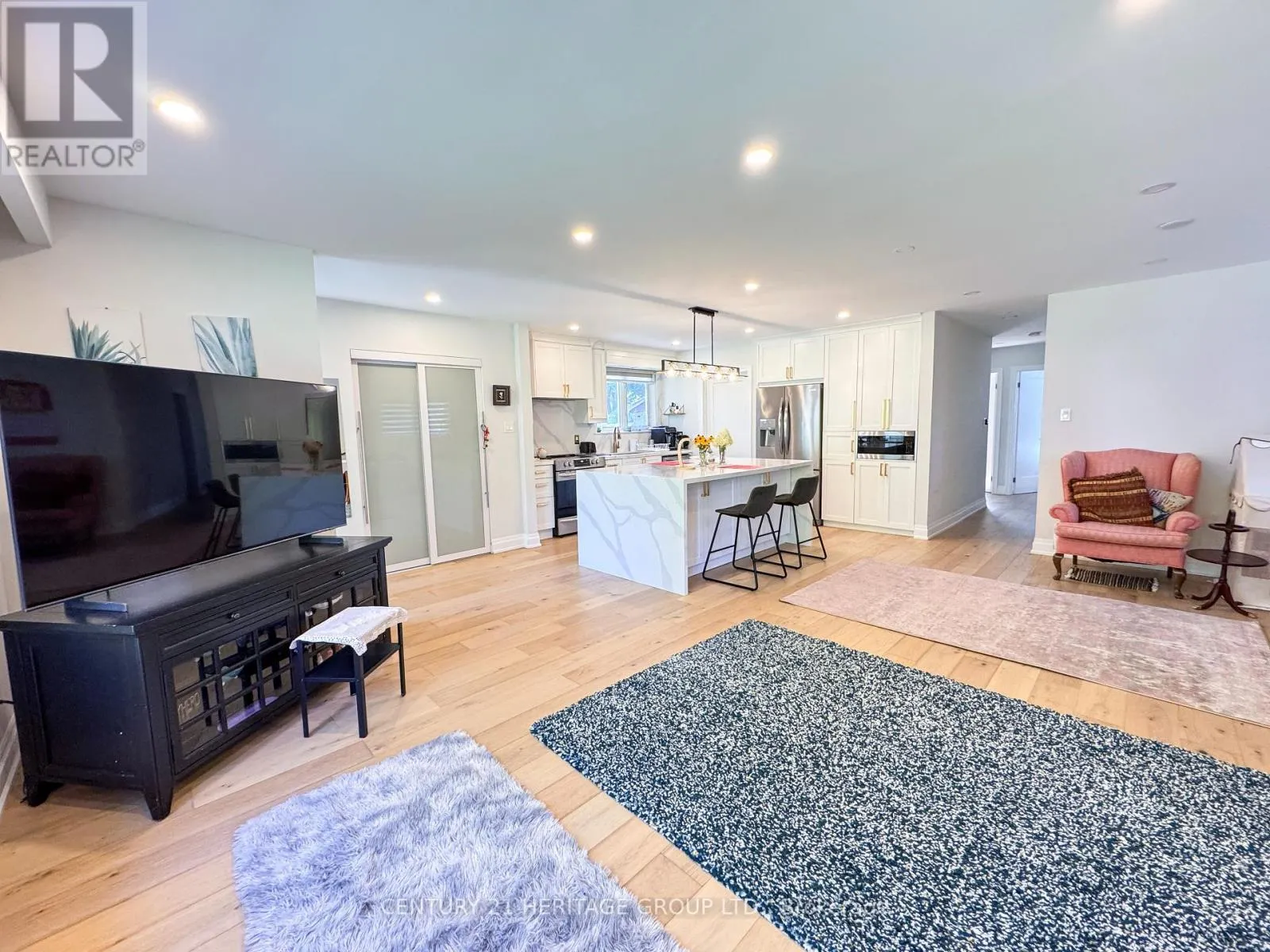 44 DEVINS DRIVE
