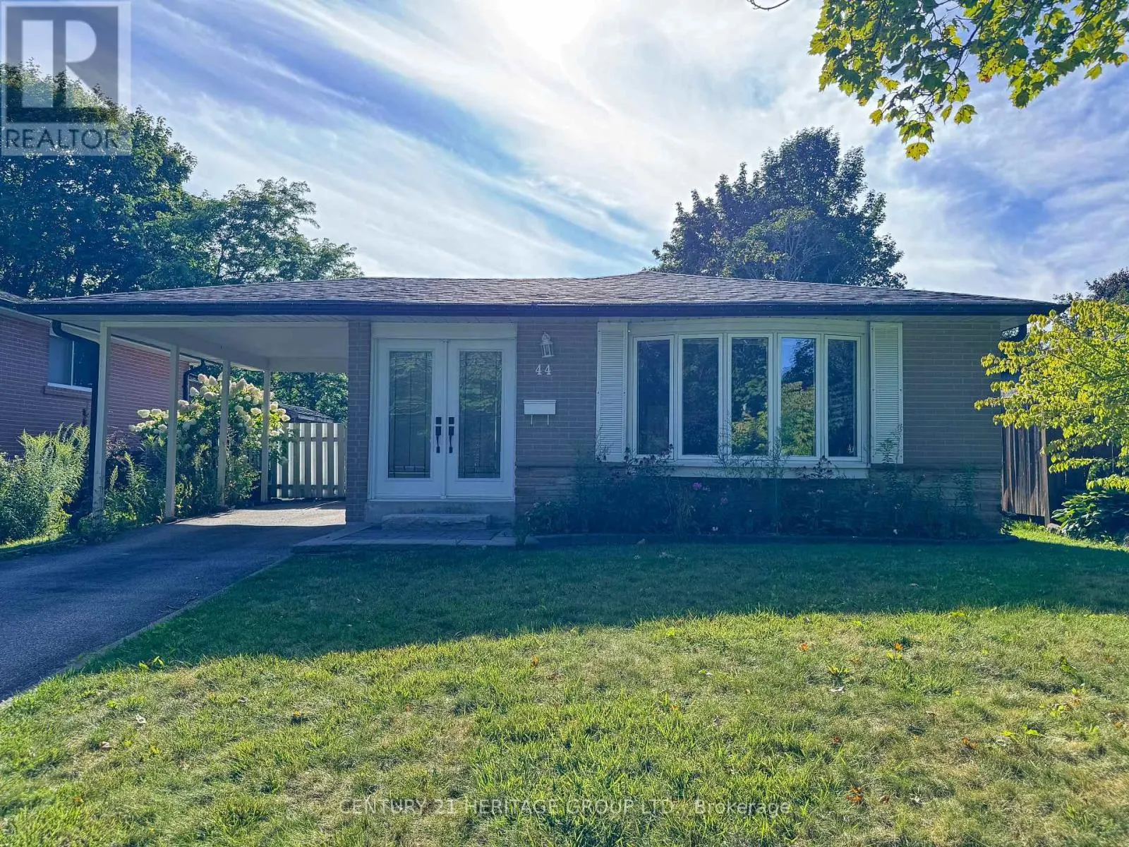 44 DEVINS DRIVE