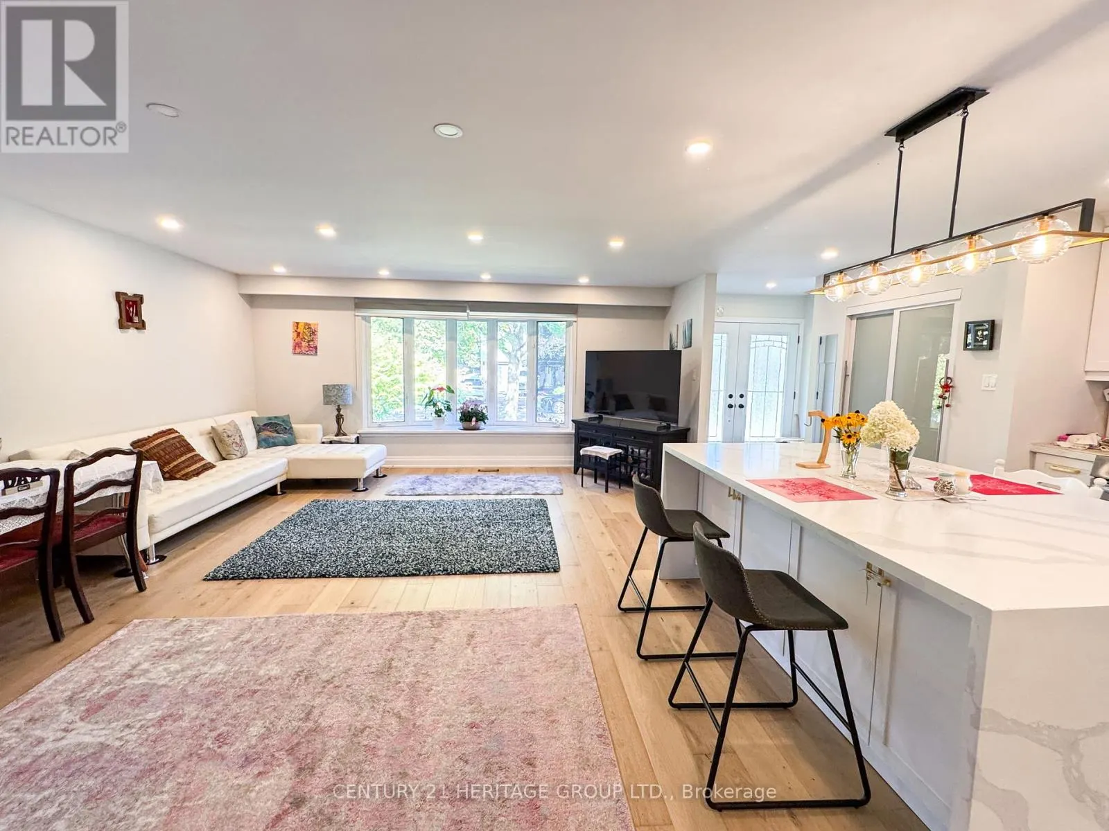 44 DEVINS DRIVE