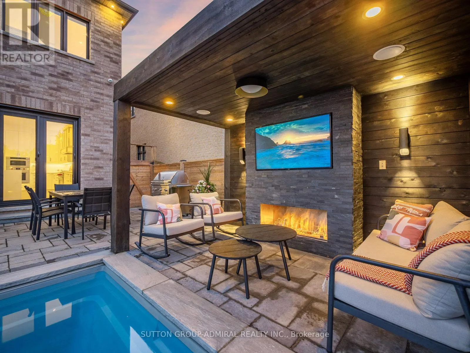 29 KYLEMOUNT COURT