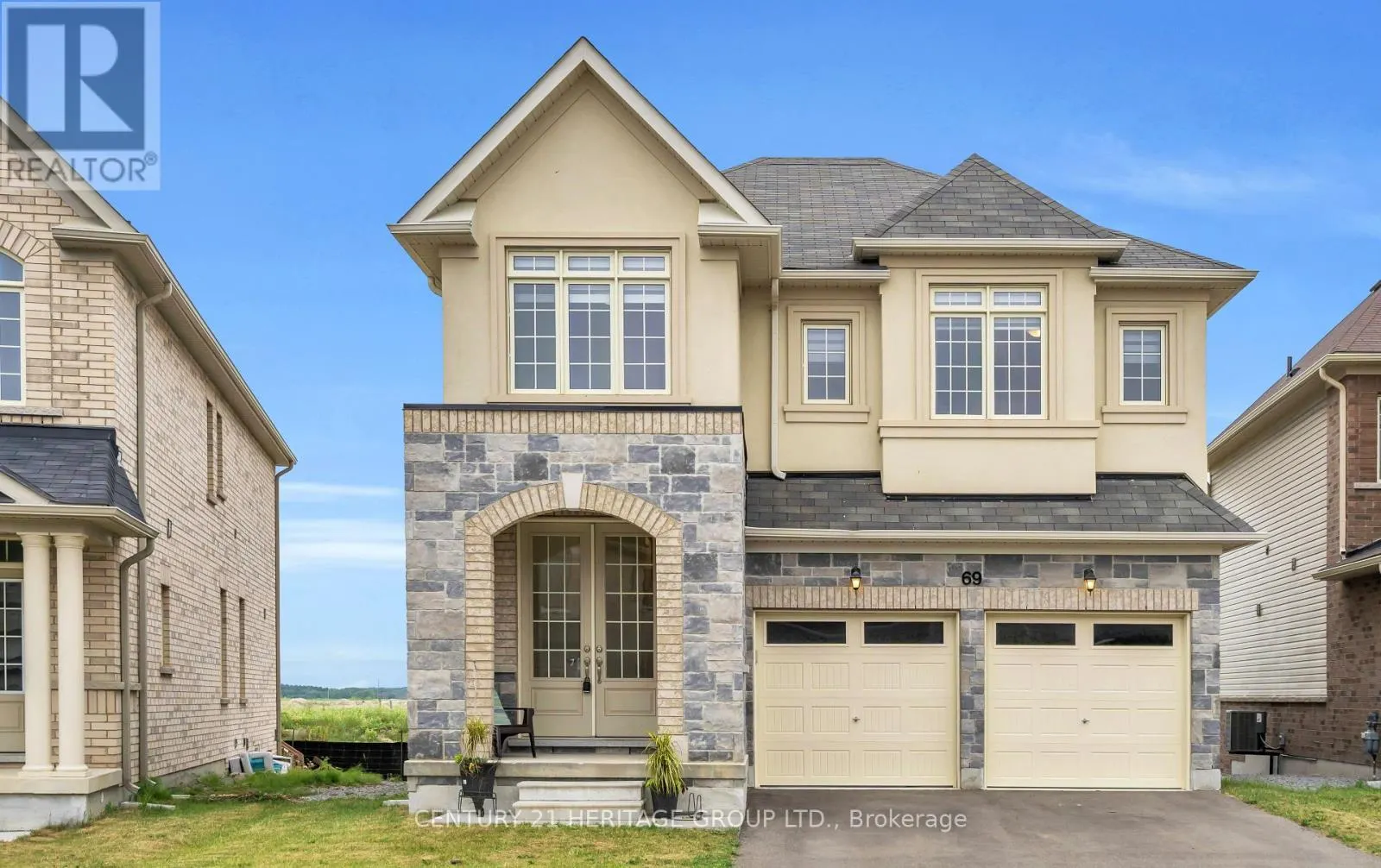 69 STRATHGREEN LANE