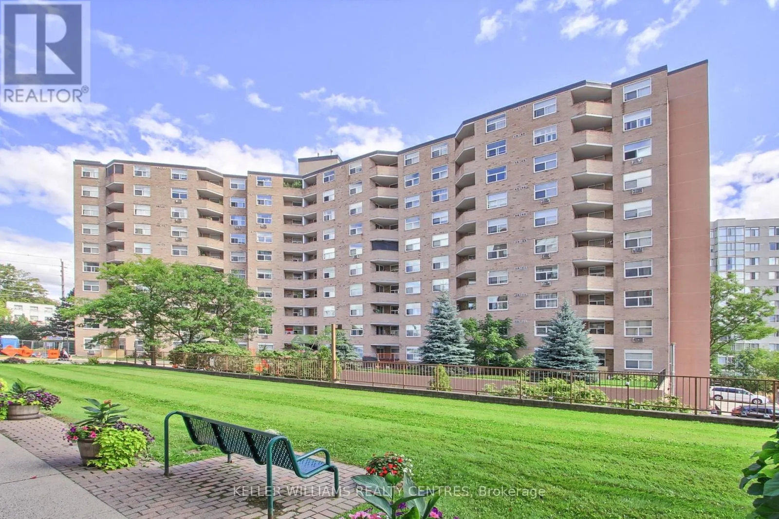 408 - 260 DAVIS DRIVE