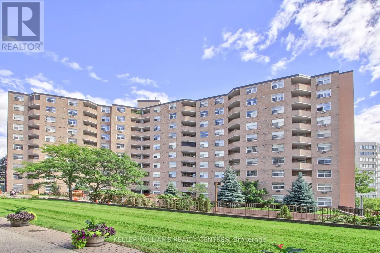 408 - 260 DAVIS DRIVE