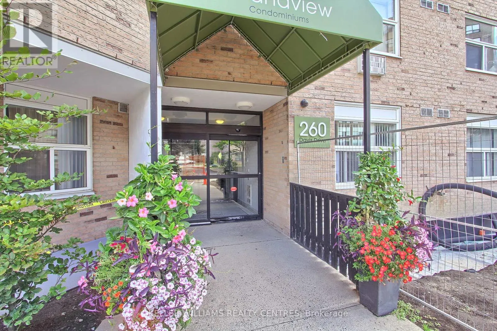 408 - 260 DAVIS DRIVE