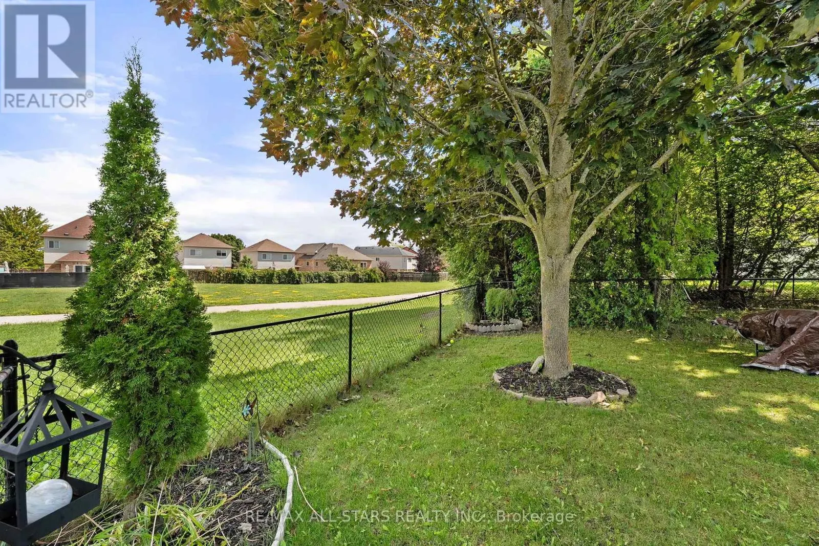 41 SHERIE DRIVE