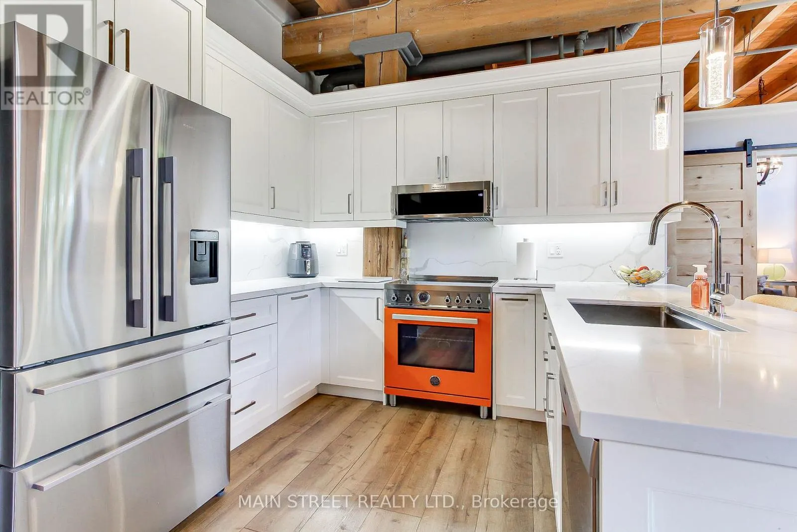 107 - 543 TIMOTHY STREET
