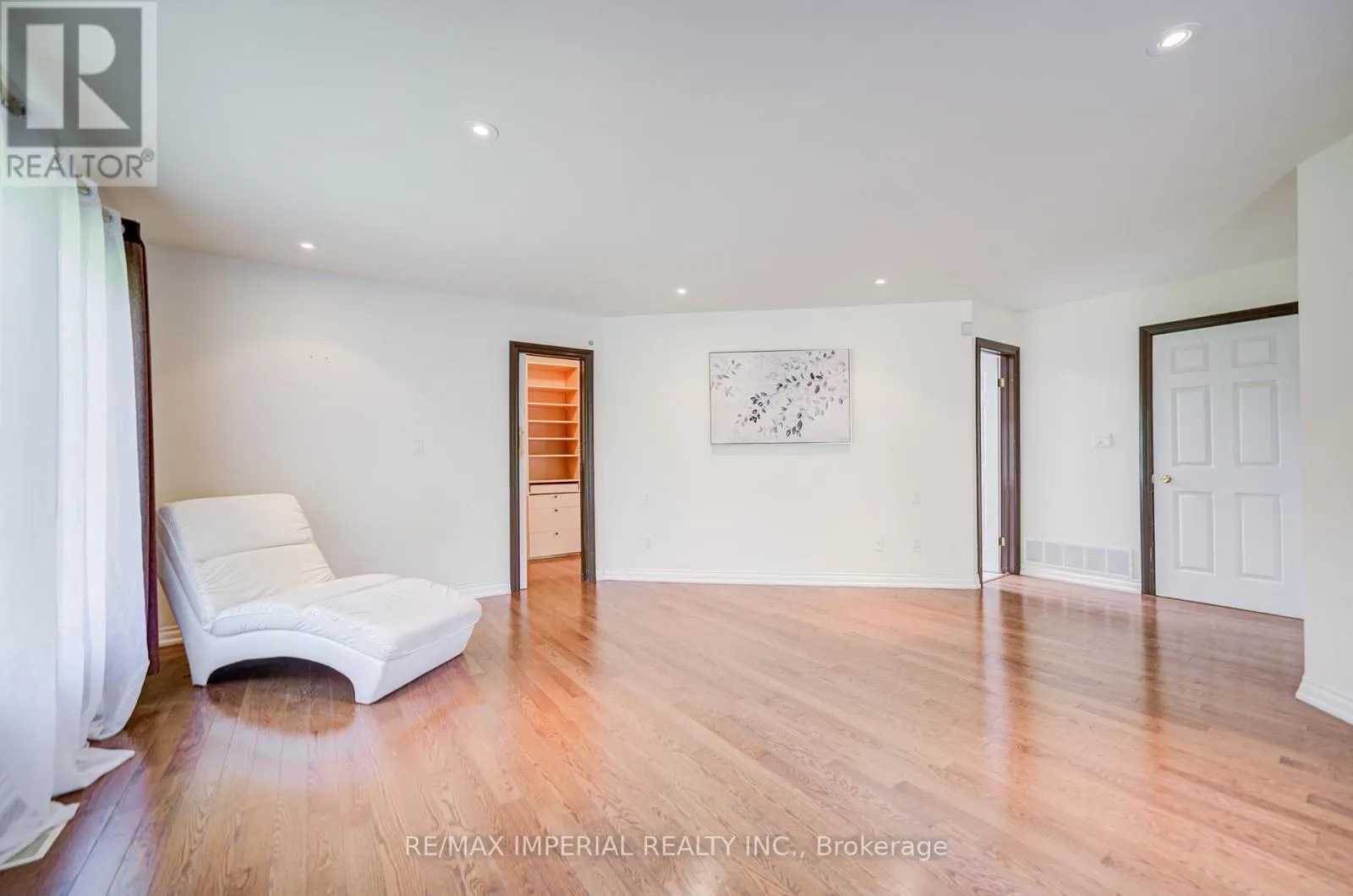 20 BLACKFOREST DRIVE