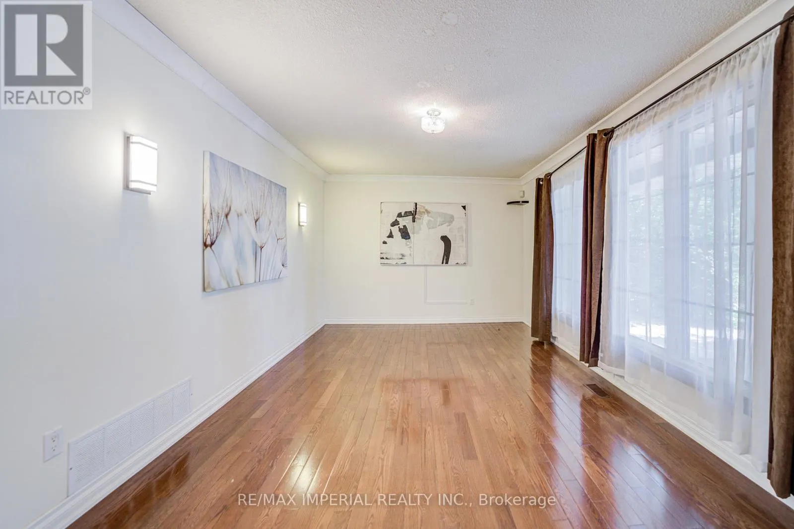 20 BLACKFOREST DRIVE