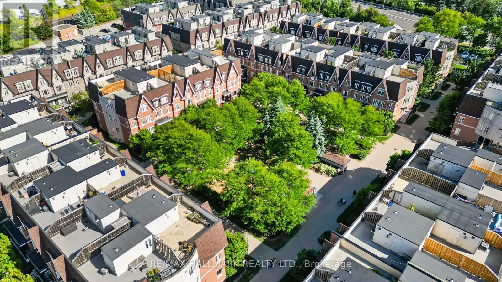 213 - 308 JOHN STREET