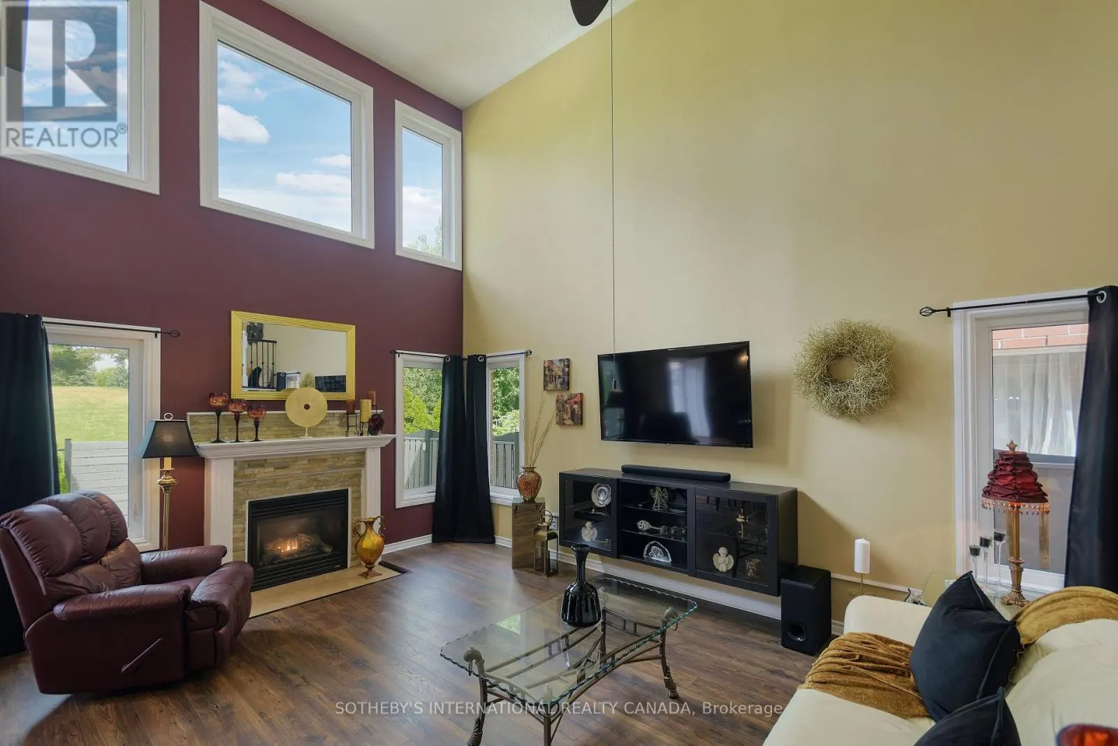 52 MONTEITH CRESCENT