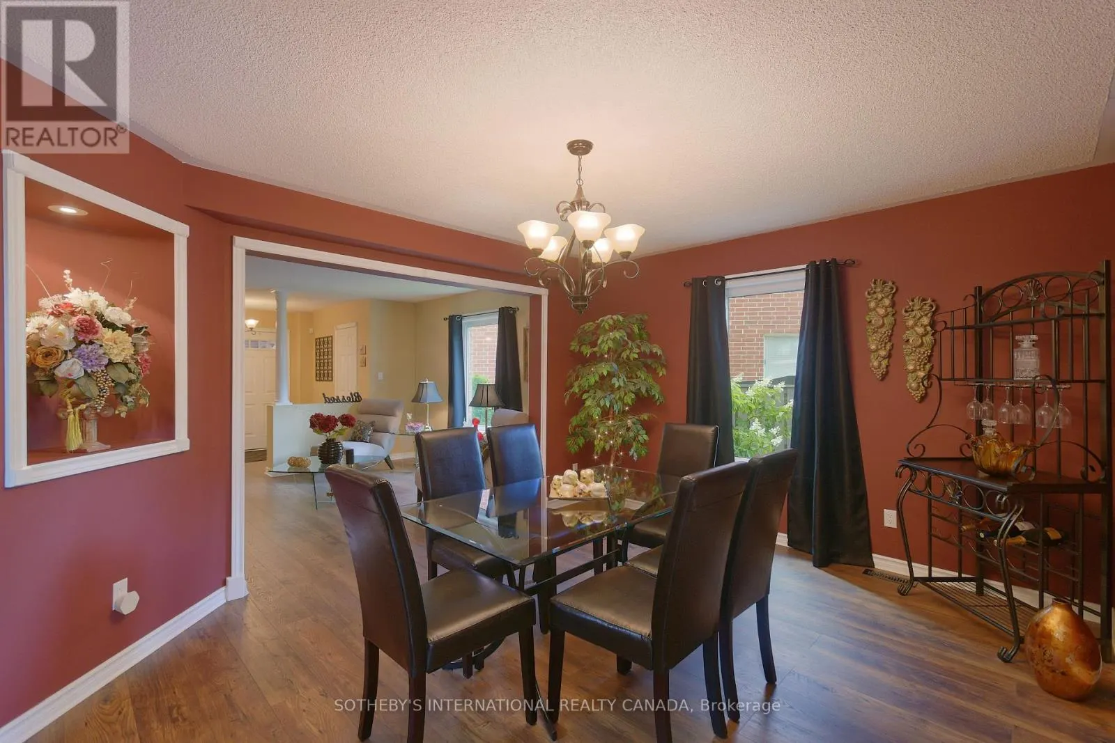 52 MONTEITH CRESCENT