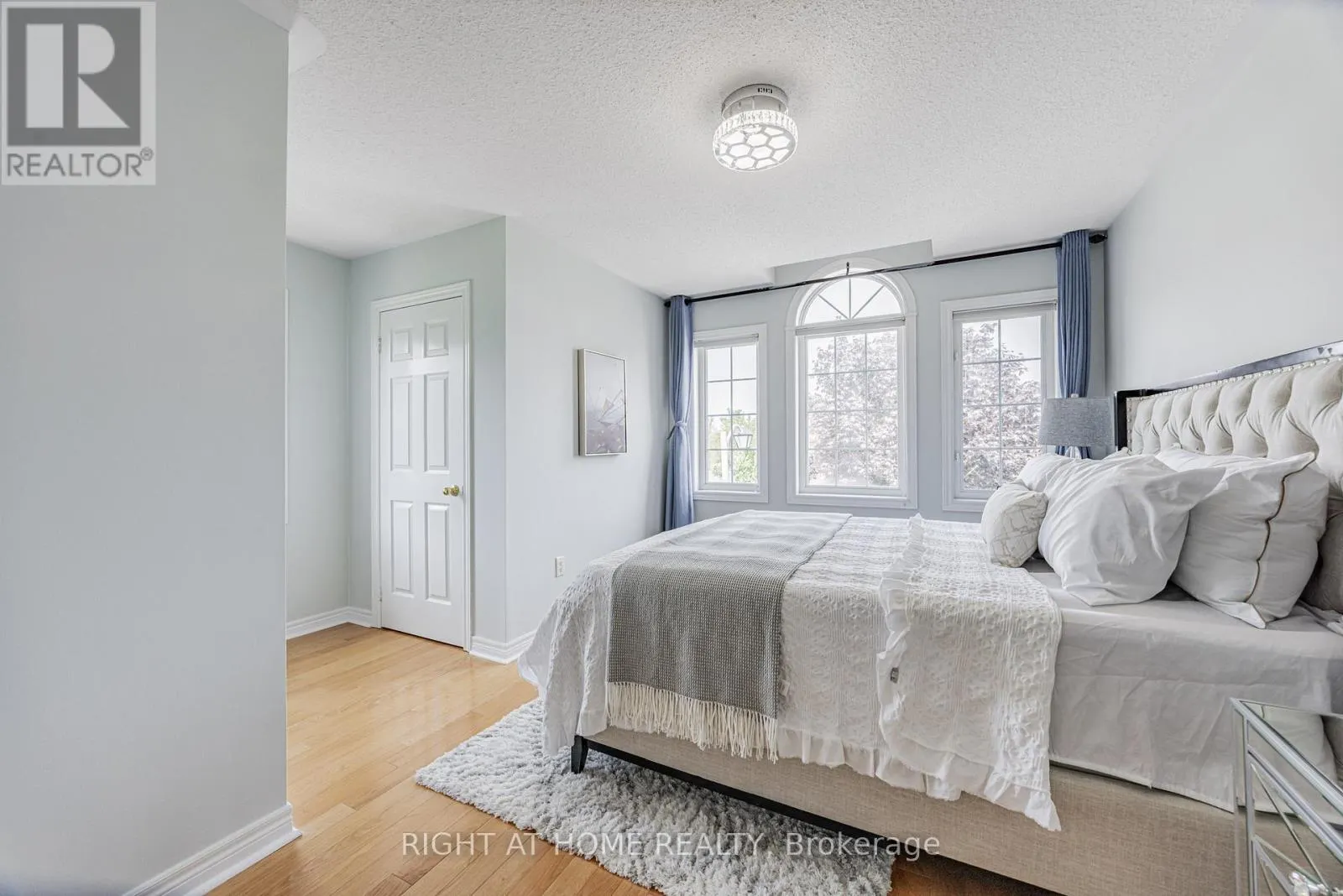 122 ANNINA CRESCENT