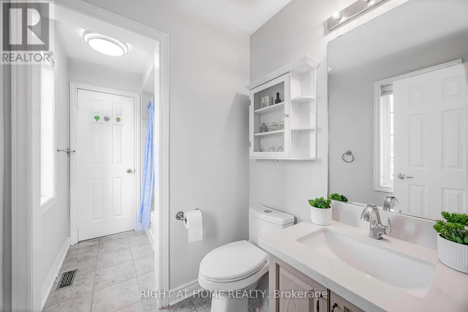 122 ANNINA CRESCENT